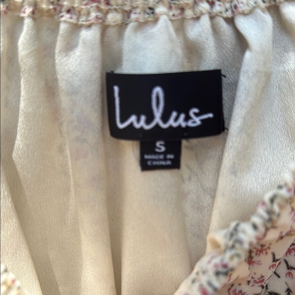 Lulu's Floral Dress Size S - Picture 2 of 2